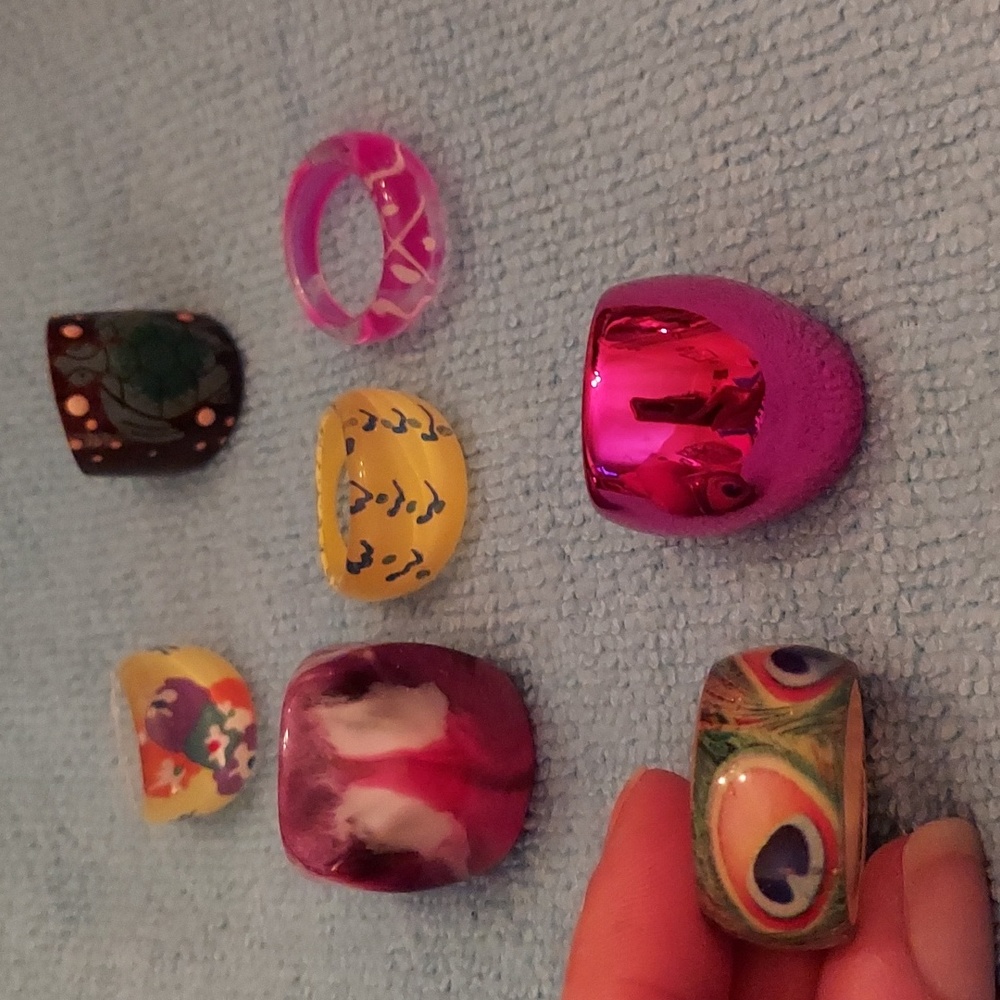 7 Rings (s-m sizes)